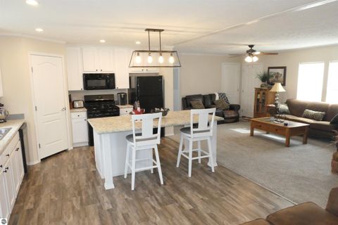 Tiny photo for 1259 Concord, Mt Pleasant, MI 48858 (MLS # 1943014)