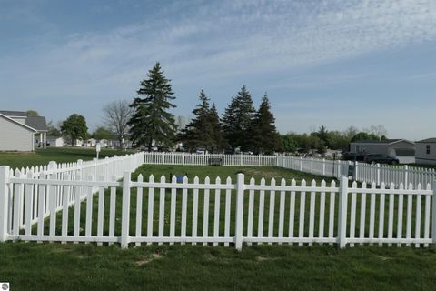 Tiny photo for 1259 Concord, Mt Pleasant, MI 48858 (MLS # 1943014)