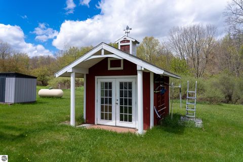 Tiny photo for 464 N Rolland Road, Weidman, MI 48893 (MLS # 1944894)