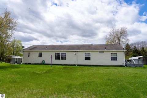 Tiny photo for 464 N Rolland Road, Weidman, MI 48893 (MLS # 1944894)