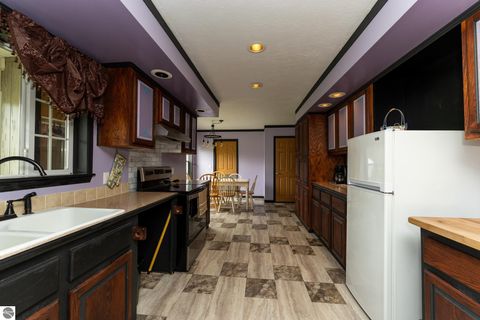 Tiny photo for 464 N Rolland Road, Weidman, MI 48893 (MLS # 1944894)