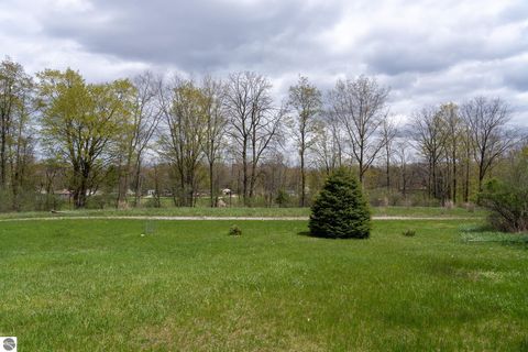 Tiny photo for 464 N Rolland Road, Weidman, MI 48893 (MLS # 1944894)