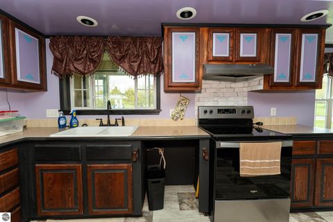 Tiny photo for 464 N Rolland Road, Weidman, MI 48893 (MLS # 1944894)