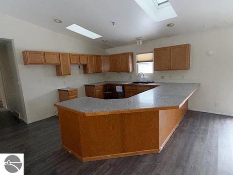 Tiny photo for 21820 Apache Pass, Reed City, MI 49677 (MLS # 1941861)