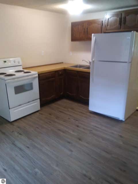 Tiny photo for 628 Oak, Mt Pleasant, MI 48858 (MLS # 1941788)