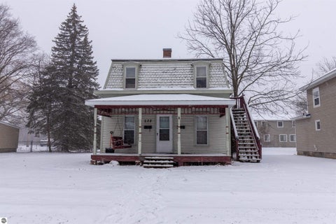 Tiny photo for 628 Oak, Mt Pleasant, MI 48858 (MLS # 1941788)