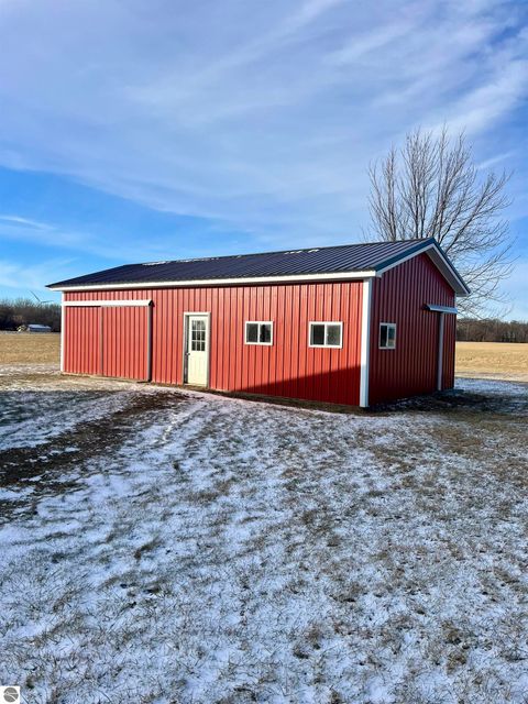 Tiny photo for 1523 E Clark Road, St Louis, MI 48880 (MLS # 1941792)