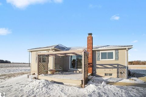 Tiny photo for 1523 E Clark Road, St Louis, MI 48880 (MLS # 1941792)