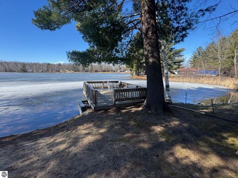 Tiny photo for 138 Hazelwood Drive, Prudenville, MI 48651 (MLS # 1943082)