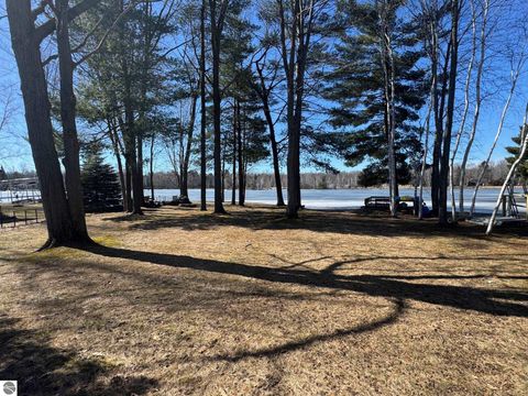 Tiny photo for 138 Hazelwood Drive, Prudenville, MI 48651 (MLS # 1943082)