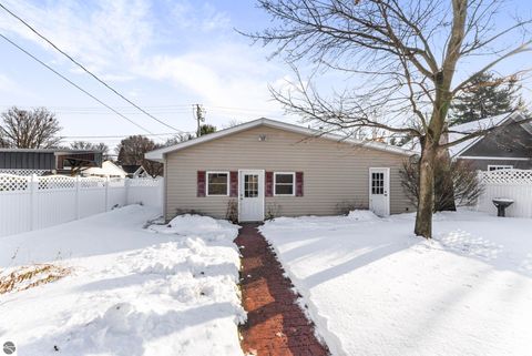 Tiny photo for 1415 S Union, Traverse City, MI 49684 (MLS # 1941702)