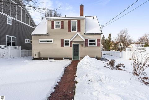 Tiny photo for 1415 S Union, Traverse City, MI 49684 (MLS # 1941702)