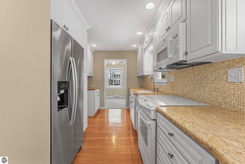 Tiny photo for 1415 S Union, Traverse City, MI 49684 (MLS # 1941702)