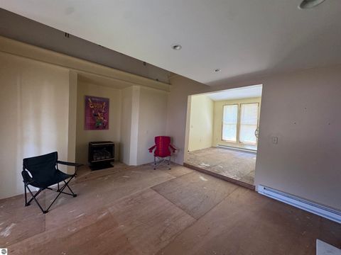 Tiny photo for 213 N Pine Street, Lake City, MI 49651 (MLS # 1941907)