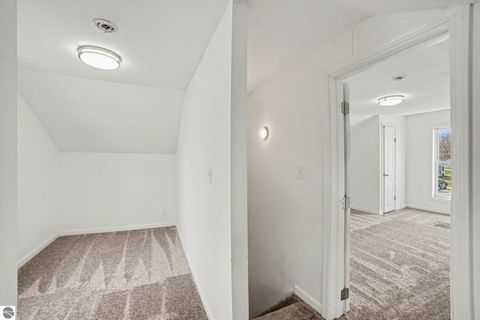 Tiny photo for 419 W Washington Avenue, St Louis, MI 48880 (MLS # 1943248)