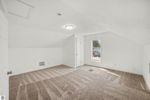 Tiny photo for 419 W Washington Avenue, St Louis, MI 48880 (MLS # 1943248)