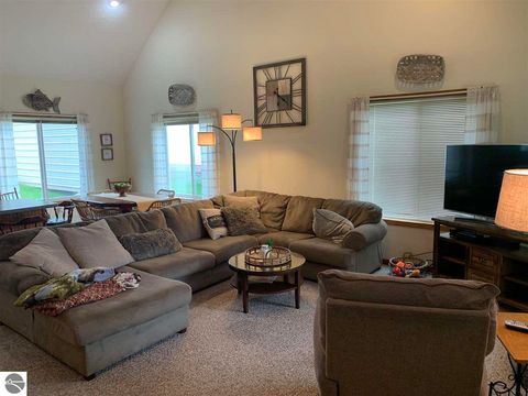 Tiny photo for 233 W Logan Street, Lake City, MI 49651 (MLS # 1942323)