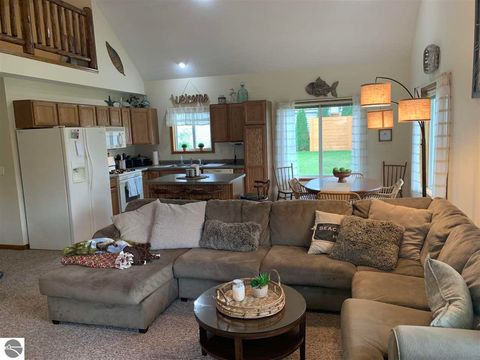 Tiny photo for 233 W Logan Street, Lake City, MI 49651 (MLS # 1942323)