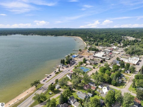 Tiny photo for 304 S Pine Street, Lake City, MI 49651 (MLS # 1950055)