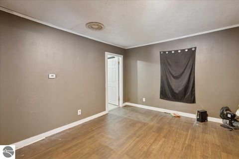 Tiny photo for 337 E Cottage, Shepherd, MI 48883 (MLS # 1941608)