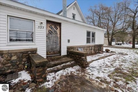 Tiny photo for 337 E Cottage, Shepherd, MI 48883 (MLS # 1941608)