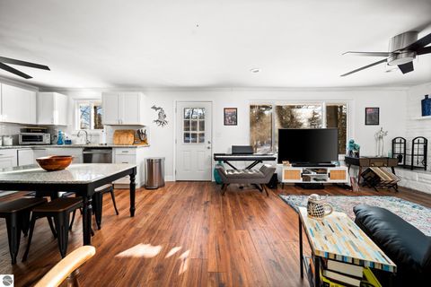 Tiny photo for 5386 Oakridge Drive, Beaverton, MI 48612 (MLS # 1942197)