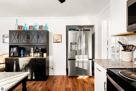 Tiny photo for 5386 Oakridge Drive, Beaverton, MI 48612 (MLS # 1942197)