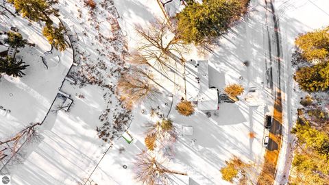 Tiny photo for 5386 Oakridge Drive, Beaverton, MI 48612 (MLS # 1942197)