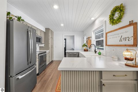 Tiny photo for 9464 Stone Ledge Lake Drive, Cadillac, MI 49601 (MLS # 1945717)