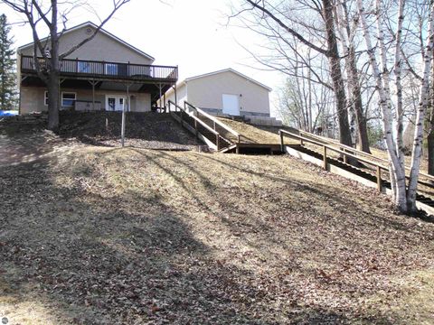 Tiny photo for 100 Lakeview, Hale, MI 48739 (MLS # 1943967)