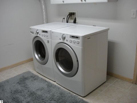 Tiny photo for 100 Lakeview, Hale, MI 48739 (MLS # 1943967)