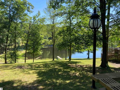 Tiny photo for 5808 Lakeview Drive, Rose City, MI 48654 (MLS # 1947869)