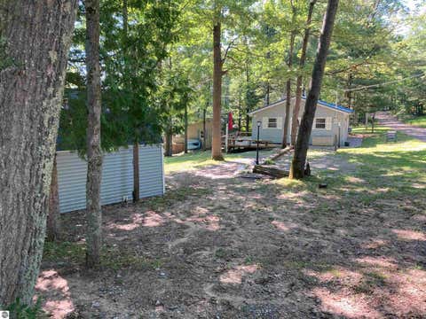 Tiny photo for 5808 Lakeview Drive, Rose City, MI 48654 (MLS # 1947869)