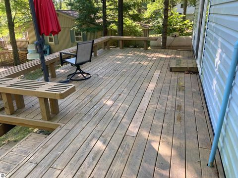 Tiny photo for 5808 Lakeview Drive, Rose City, MI 48654 (MLS # 1947869)