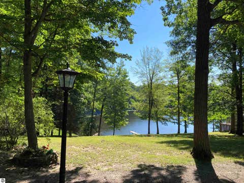 Tiny photo for 5808 Lakeview Drive, Rose City, MI 48654 (MLS # 1947869)