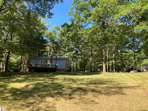Tiny photo for 5808 Lakeview Drive, Rose City, MI 48654 (MLS # 1947869)