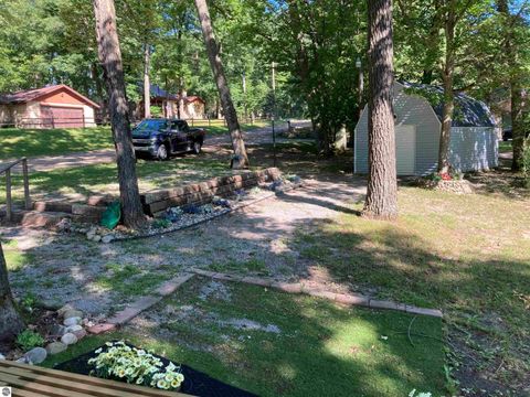 Tiny photo for 5808 Lakeview Drive, Rose City, MI 48654 (MLS # 1947869)