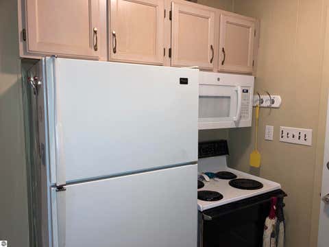 Tiny photo for 5808 Lakeview Drive, Rose City, MI 48654 (MLS # 1947869)