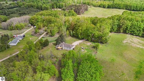 Tiny photo for 11519 21 Mile Road, Tustin, MI 49688 (MLS # 1945505)