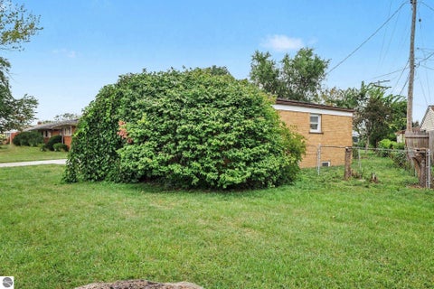 Tiny photo for 18229 Rainbow Road, Fraser, MI 48026 (MLS # 1950089)