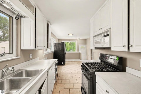 Tiny photo for 18229 Rainbow Road, Fraser, MI 48026 (MLS # 1950089)