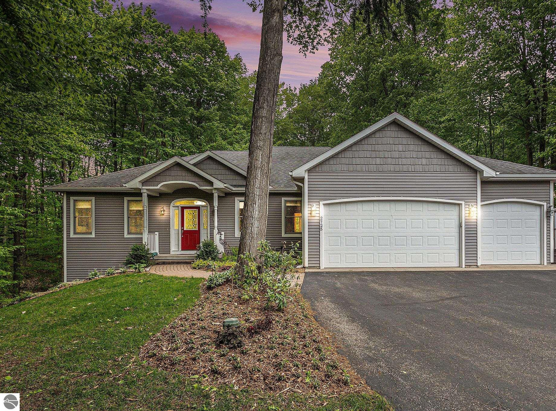 2725 Blue Meadow Drive - Photo 2