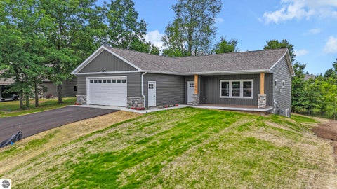 Photo of 1376 Nightingale Lane, Kingsley, MI 49649 (MLS # 1949801)