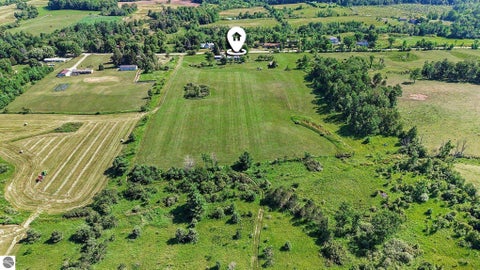 Tiny photo for 23688 4 Mile Road, Reed City, MI 49677 (MLS # 1948042)