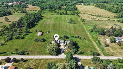 Tiny photo for 23688 4 Mile Road, Reed City, MI 49677 (MLS # 1948042)
