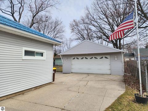 Tiny photo for 720 Wright Avenue, Alma, MI 48801 (MLS # 1943188)