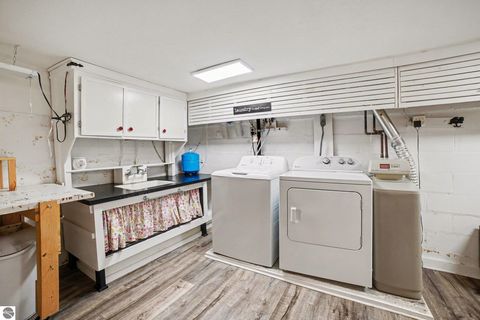 Tiny photo for 720 Wright Avenue, Alma, MI 48801 (MLS # 1943188)