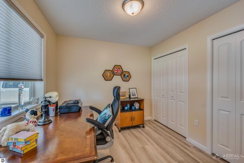 Tiny photo for 418 W River Park Drive, West Branch, MI 48661 (MLS # 1943928)