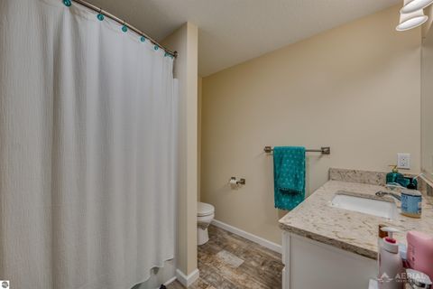 Tiny photo for 418 W River Park Drive, West Branch, MI 48661 (MLS # 1943928)