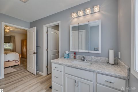 Tiny photo for 418 W River Park Drive, West Branch, MI 48661 (MLS # 1943928)